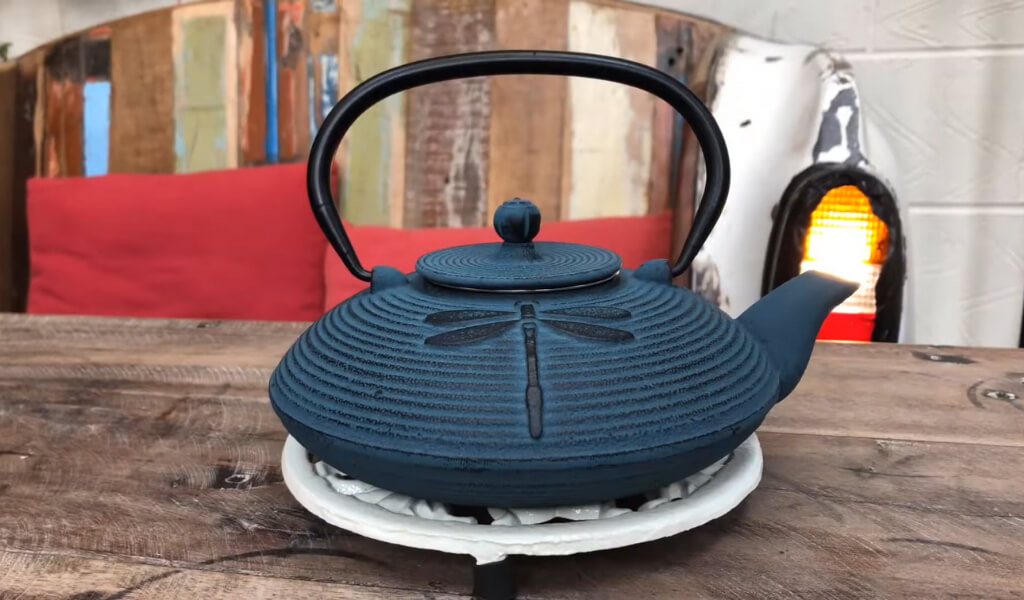 Cast Iron Teapots