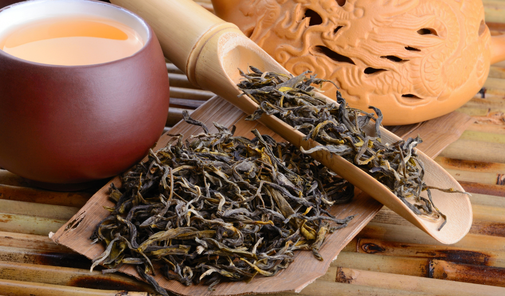 Does oolong tea have caffeine in it?