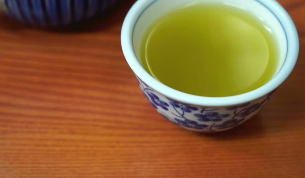 is Green tea good for stomach upset