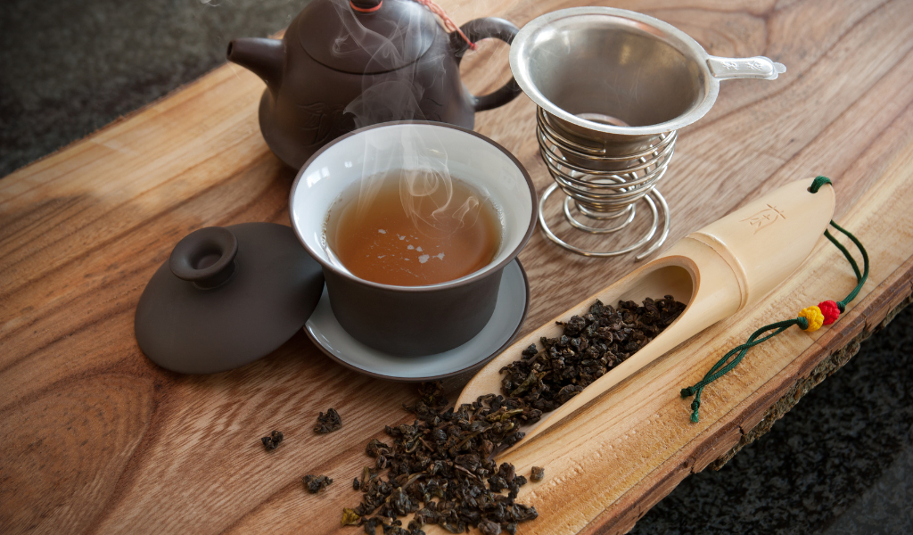 is Oolong tea caffeinated